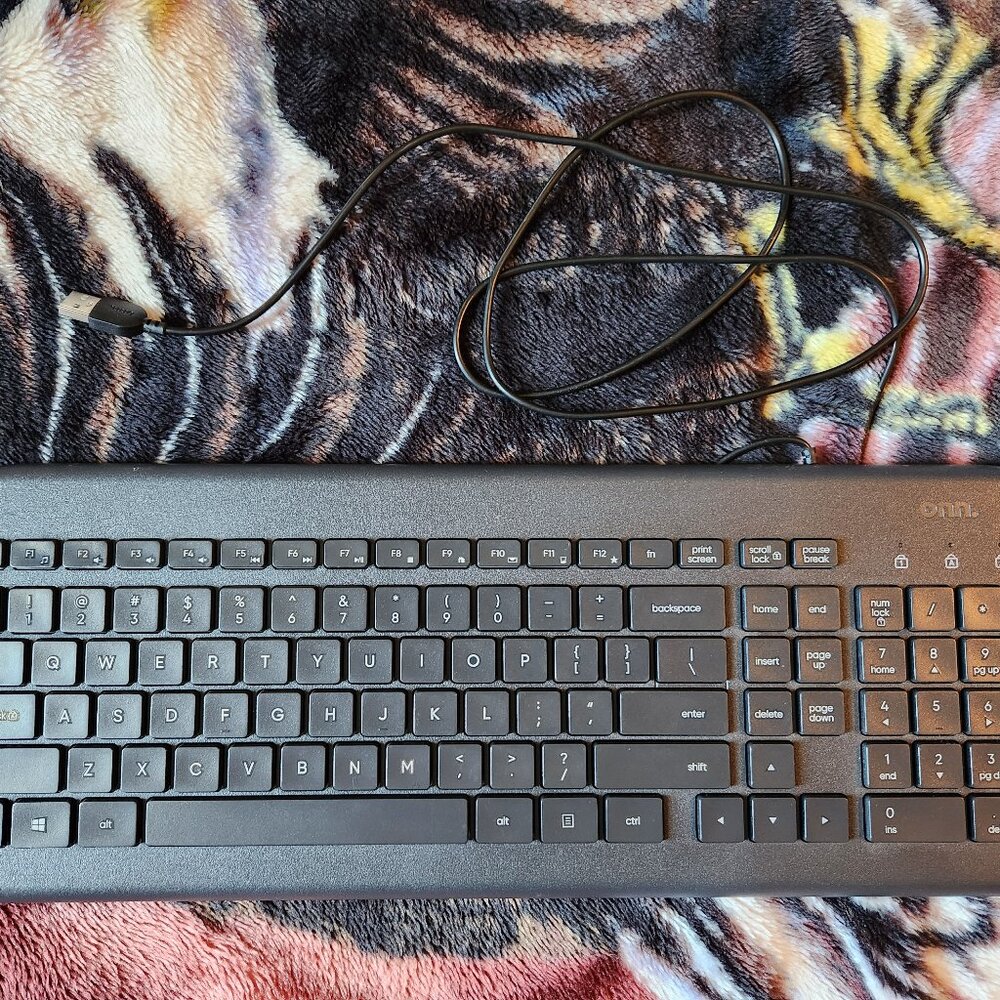 Black Onn-Wired Keyboard Stock#100009052